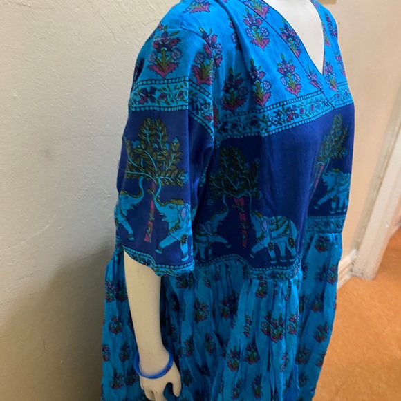 Blue Blouse (Elephant style) - Picture 2 of 4